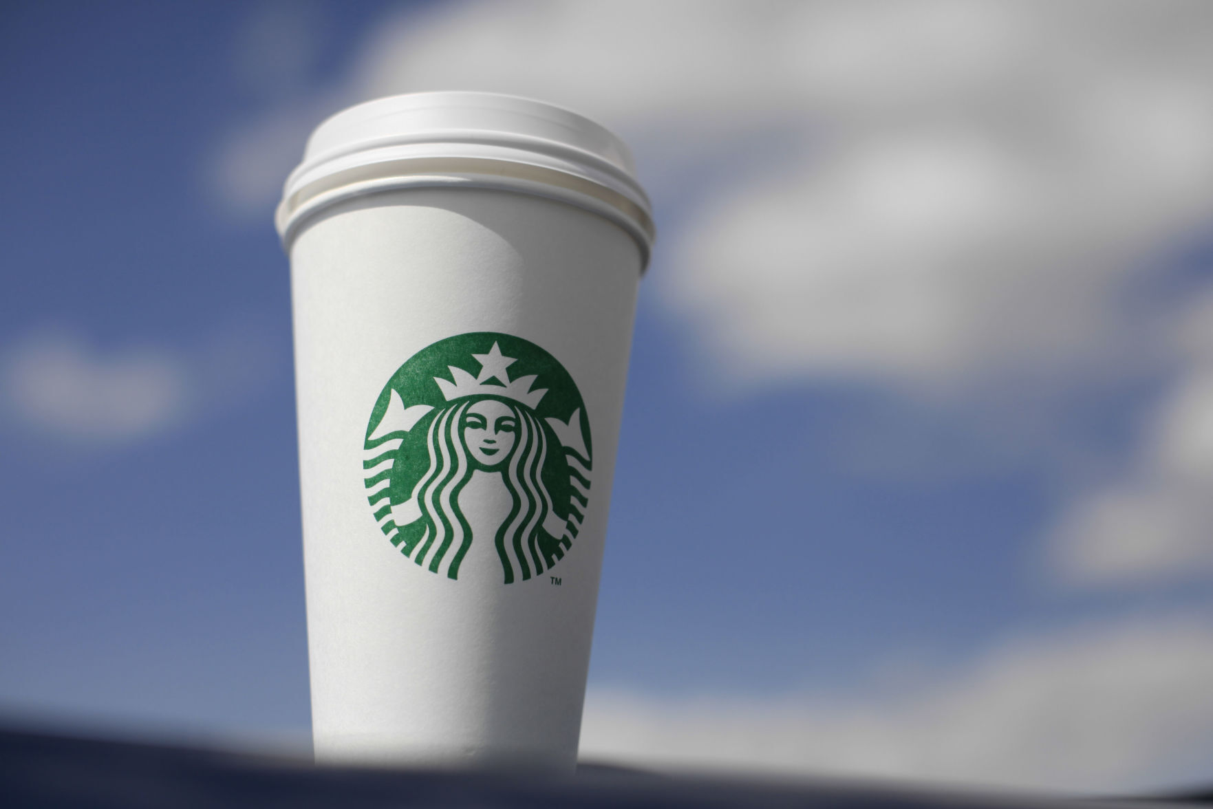 Earns Starbucks